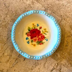 Pioneer Woman  Sweet Rose 5.75  Inch Mini Ceramic Pie Dish